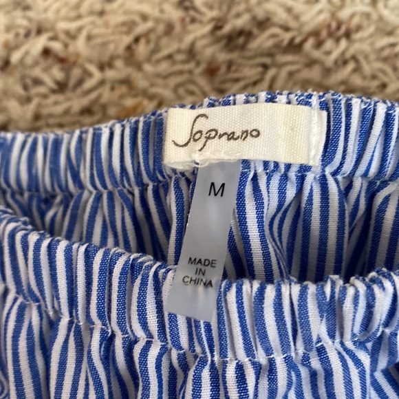 Dress - Picture 3 of 3